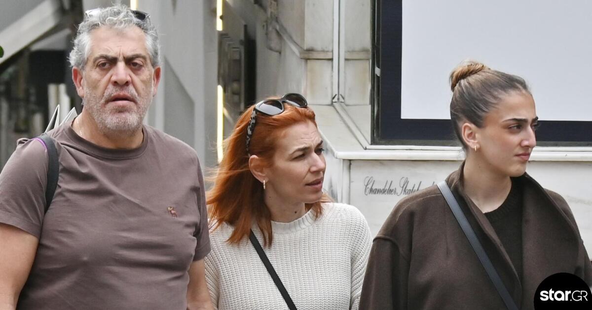 Κούλλης Νικολάου: Βόλτα με τη σύζυγο και τη 17χρονη κόρη του