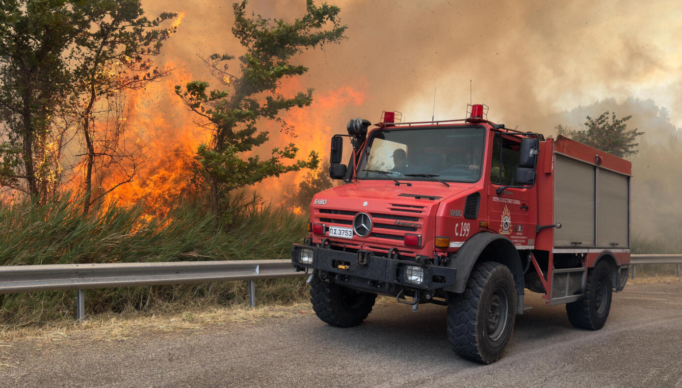 Καιρός: Σε «Red Code» η χώρα λόγω Hot-Dry-Windy – Έως 39°C και άνεμοι 9 μποφόρ Καιρός: 39°C, 9 μποφόρ και Red Code – Έρχεται αλλαγή | Star.gr