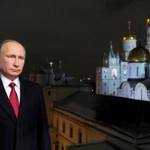 To ’ριξε στο τραγούδι ο Πούτιν-Τραγούδησε διαστημικό σοβι