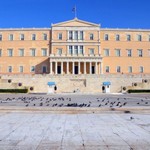 Μείωση των βουλευτικών προνομίων ζητούν 11 βουλευτές του ΣΥΡΙΖΑ
