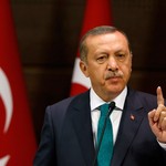 Ερντογάν: «Δεν φτάνει η δύναμή σας να πάρετε τη ζωή μου»