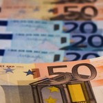 Έλλειμμα 271 εκατ. ευρώ στο ισοζύγιο τρεχουσών συναλλαγών