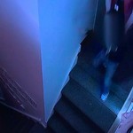 ΣΟΚ- 52χρονη έσπρωξε 4χρονο κοριτσάκι από τις σκάλες σε κ
