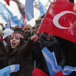 MAZIKA στις κάλπες οι Τούρκοι που ζουν στην Ευρώπη 