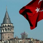 ΑΘΩΟΣ από τουρκικό δικαστήριο άντρας που έβρισε ως «πόρνη και υπηρέτη Βυζαντινών» βουλευτίνα