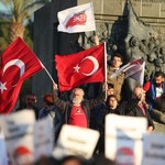 Τουρκία: Το Ανώτατο Εκλογικό Συμβούλιο ΑΠΕΡΡΙΨΕ τις προσφυγές για ακύρωση του δημοψηφίσματος