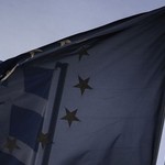 Handelsblatt: «Χρυσές εποχές» για ευρωζώνη αλλά… αβεβαιότητα για Ελλάδα