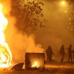 Ξαναχτύπησαν οι μπαχαλάκηδες: Νύχτα ταραχών στο κέντρο της Αθήνας