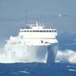 Απίστευτο βίντεο! Πλοίο παλεύει με τα μποφόρ- Δεν μπόρεσε