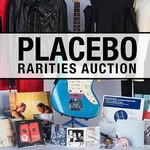 Δημοπρατούνται αντικείμενα των Placebo-Bowie