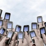 Αυξήσεις-φωτιά στα κινητά τηλέφωνα από τέλη Μαρτίου