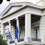 Ελληνικό ΥΠΕΞ: Και εμείς κάψαμε σημαίες των Σκοπίων