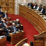 Nέα σύγκρουση Τσίπρα- Μητσοτάκη στη Βουλή για τη Νοvartis