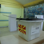 Κάλπη δημοψηφίσματος στα Σκόπια