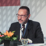 Ο Γιάννης Στουρνάρας σε διεθνές οικονομικό συνέδριο