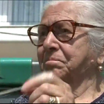 90χρονη πουλούσε παντόφλες