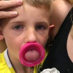 Η γλώσσα 6χρονου κόλλησε σε πλαστικό παγούρι