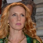 Εβελίνα Παπούλια