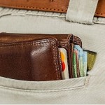 Πορτοφόλι σε τσέπη