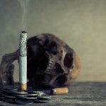 Τσιγάρο - Νεκροκεφαλή