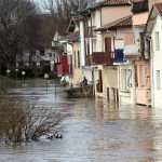 Δρόμοι πλημμύρισαν στη Γαλλία