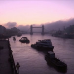 μωβ ουρανός στο Λονδίνο