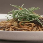 Cook Beef: Συνταγή Για Noodles με λαχανικά