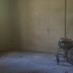 αναπηρικό καροτσάκι/ unsplash