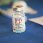 Ματίνα Παγώνη: Γιατί πρέπει να εμβολιαστούμε ξανά
