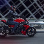 Ducatiι Diavel V4 παρουσίαση κινητήρας