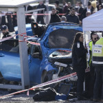 Τρομοκρατική επίθεση στο Ισραήλ, αυτοκίνητο έπεσε σε στάση λεωφορείου