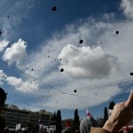 μαύρα μπαλόνια στην Αθήνα