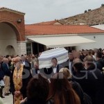 Στον Βύρωνα η κηδεία της 15χρονης- «Θα ανταμώσουμε στους λόφους του ήλιου»