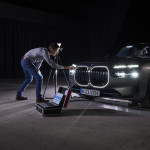 H BMW έφτιαξε νέα εγκατάσταση για τη δοκιμή προβολέων
