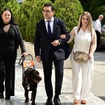 Γιώργος Σταμάτης: Στην Ορκωμοσία Της Βουλής Με Σκύλο Οδηγό