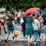 Καιρός: Πέφτει η θερμοκρασία κι έρχονται βροχές