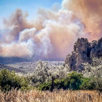 Φωτιά Βοιωτία: Απομάκρυναν Κατοίκους Δια Θαλάσσης