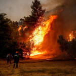 Φωτιές: 60 Πυροσβέστες Τραυματίες Ή Με Αναπνευστικά