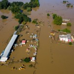 Παλαμάς: «Mια γιαγιά είναι πνιγμένη στο σπίτι της - Επιπλέει στην κουζίνα»