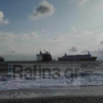 Ραφήνα: Παραλίγο Σύγκρουστη 3 Πλοίων - Μπλέχτηκαν Οι Άγκυρες