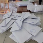 Απίστευτο περιστατικό στη Λάρισα: Ψηφοφόρος έριξε στην κάλπη 175 ευρώ!