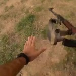 Πόλεμος Ισραήλ: Η Στιγμή Που Μαχητής Της Χαμάς Πέφτει Νεκρός