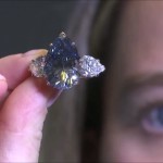 Αυτό είναι το μπλε διαμάντι που πουλήθηκε για 41 εκατομμύρια ευρώ