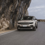 Το νέο Jeep Avenger e-Hybrid κάνει και...μασάζ