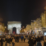 Χριστούγεννα Στο Παρίσι: Φωταγωγήθηκαν Τα Ηλύσια Πεδία