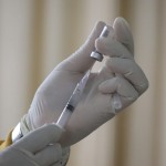 Κορωνοϊός: Διαγραφή προστίμων για τους ηλικιωμένους που δεν έκαναν εμβόλιο