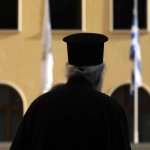 Χολαργός: Ιερέας Κατηγορείται Για Ενδοοικογενειακή Βία