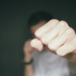 Πέριστερι: Άγριος Ξυλοδαρμός 17χρονου Από 14 Άτομα