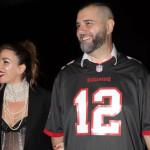 Κατερίνα Στικούδη: Γεννάει Η Τραγουδίστρια