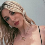 Γαρυφαλλιά Καληφώνη: Με τις κούκλες αδερφές της στα μπουζούκια